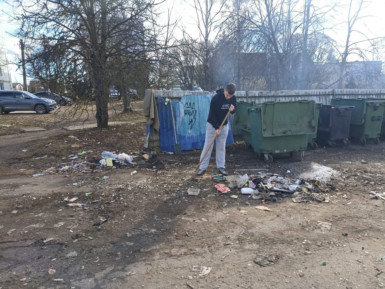 Субботник в Успенском поселении.