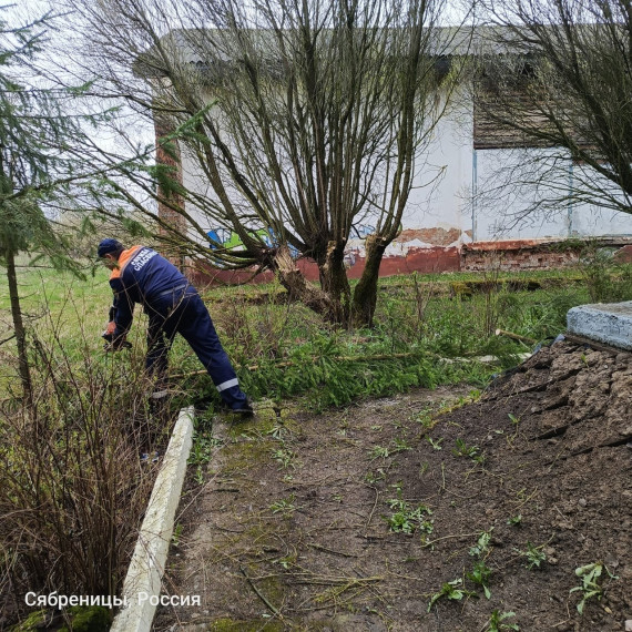 Вместе провели субботник по благоустройству памятного знака в селе Успенское и прилегающей территории.. Вместе провели субботник по благоустройству памятного знака в селе Успенское и прилегающей территории..